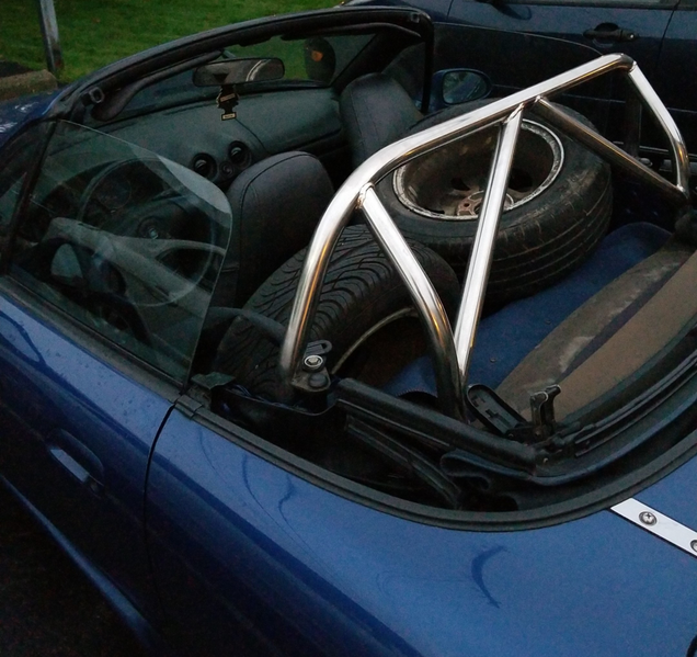 I only wish my car had been in better shape when I was carrying these winter wheels AND the winter tires that were going to be mounted on them. Sadly, the car was overheating at the time—long story—and I wanted to get the journey over quickly.